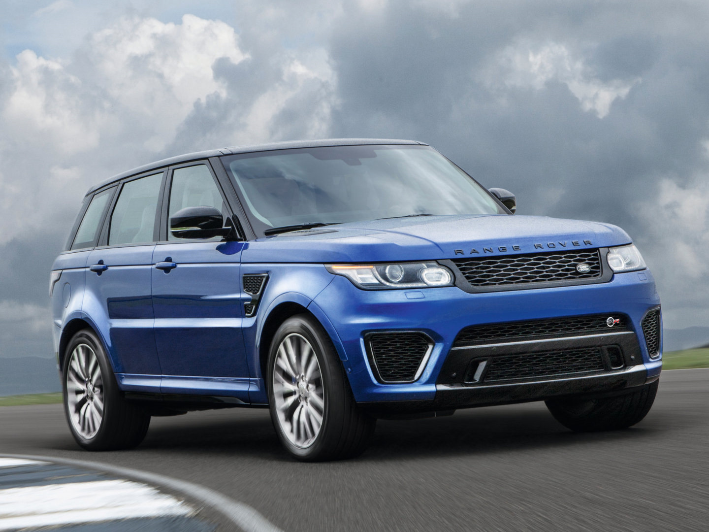 Стайлинг комплект SVR Range Rover Sport 2014-2017
